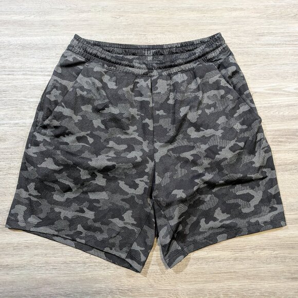 Lululemon Men's Medium Pace Breaker Linerless Shorts Black Camo Athletic Gym - Picture 1 of 9